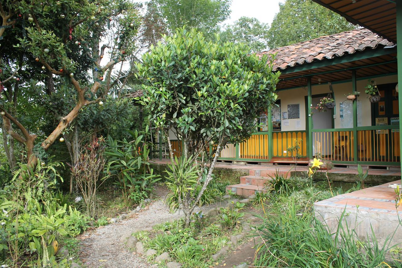 The Plantation House Travellers Hostel Саленто Экстерьер фото